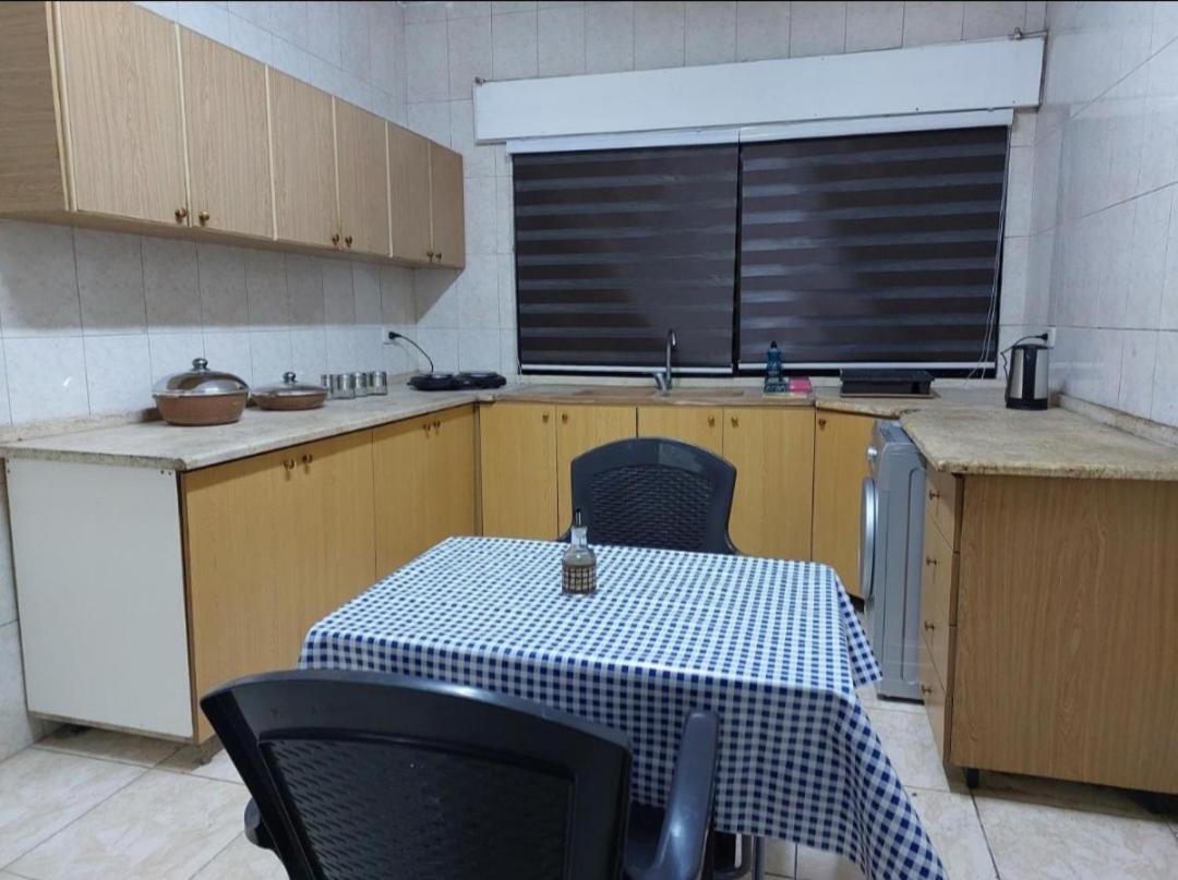Cozy Home 4 Amman Ngoại thất bức ảnh